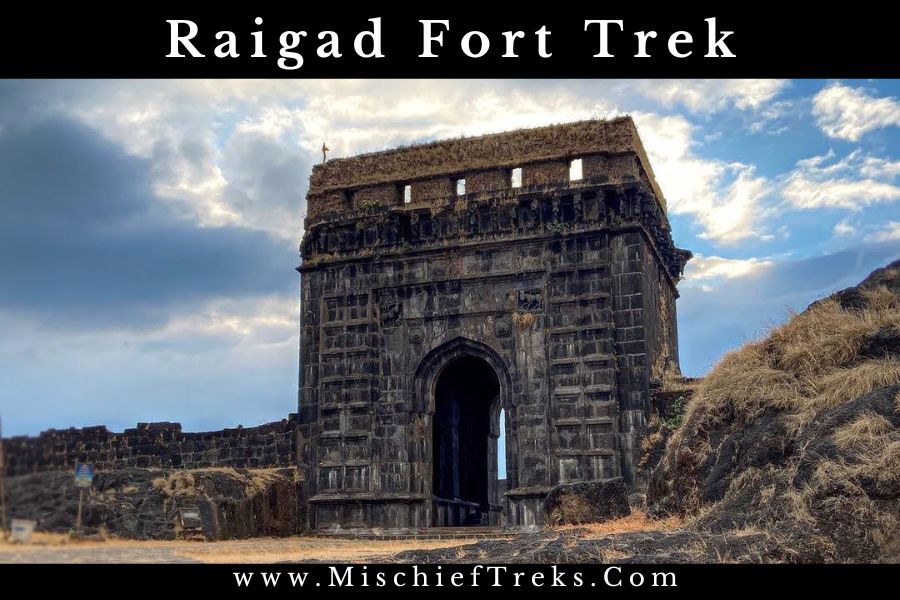 Raigad Fort Trek from Mumbai by Mischief Treks